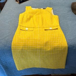 Brooks brothers size 6 yellow dress